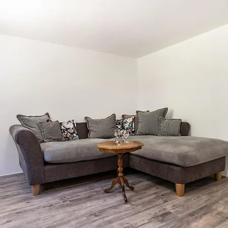 Fuer 2 Personen 60 M² * 볼가스트