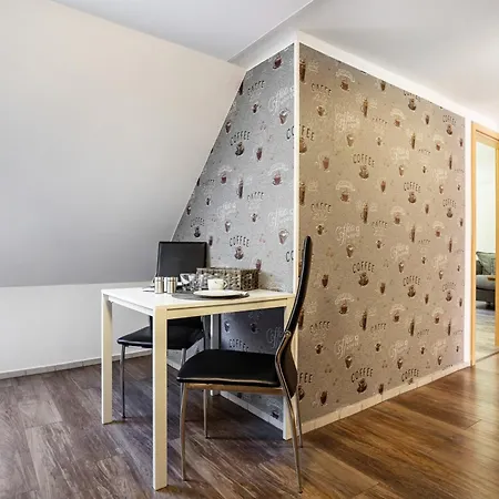 Apartment Für 2 Personen 60 M² *