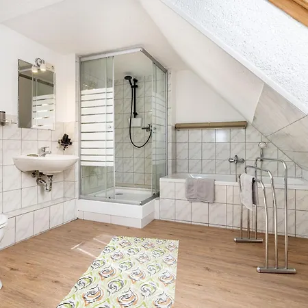 Für 2 Personen 60 M² Apartment Wolgast