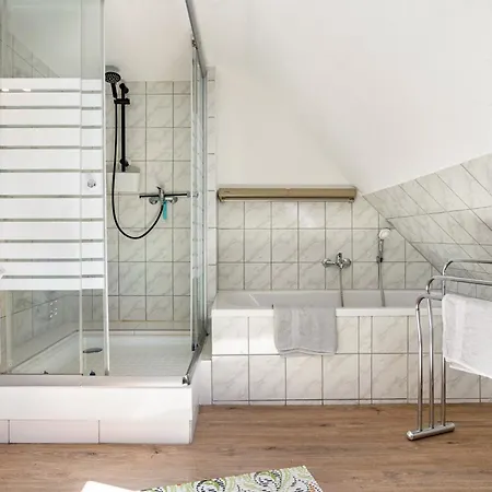 Für 2 Personen 60 M² Apartment Wolgast